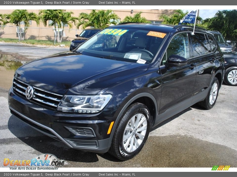 2020 Volkswagen Tiguan S Deep Black Pearl / Storm Gray Photo #4