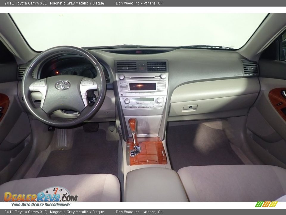2011 Toyota Camry XLE Magnetic Gray Metallic / Bisque Photo #24