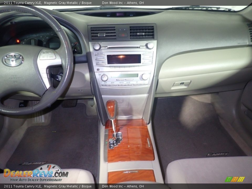 2011 Toyota Camry XLE Magnetic Gray Metallic / Bisque Photo #25