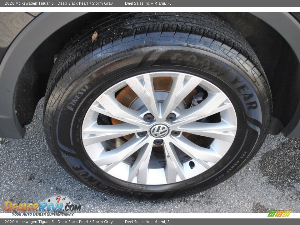 2020 Volkswagen Tiguan S Deep Black Pearl / Storm Gray Photo #10