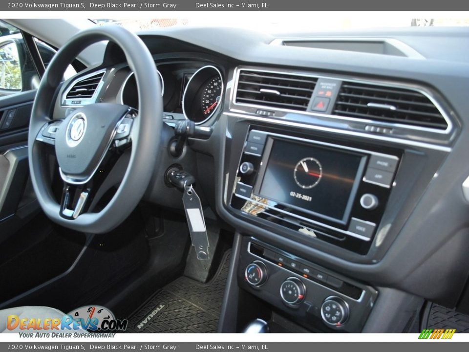 2020 Volkswagen Tiguan S Deep Black Pearl / Storm Gray Photo #18