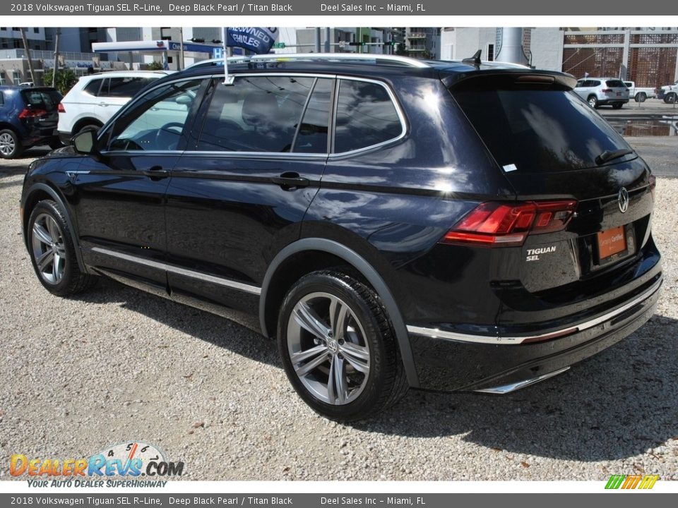 2018 Volkswagen Tiguan SEL R-Line Deep Black Pearl / Titan Black Photo #6