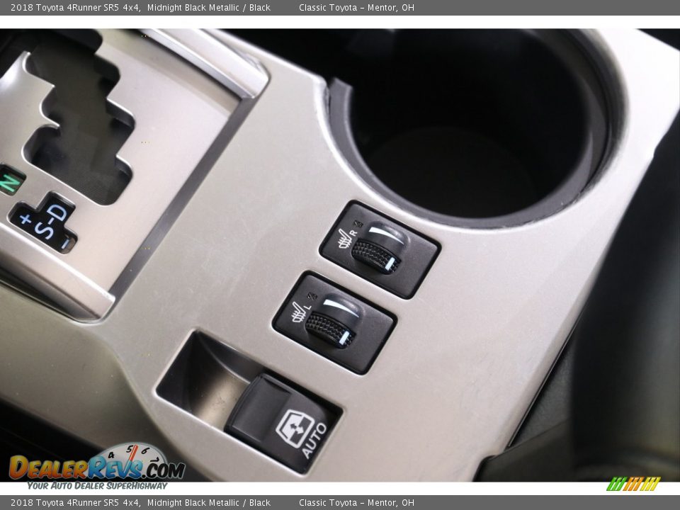 2018 Toyota 4Runner SR5 4x4 Midnight Black Metallic / Black Photo #16