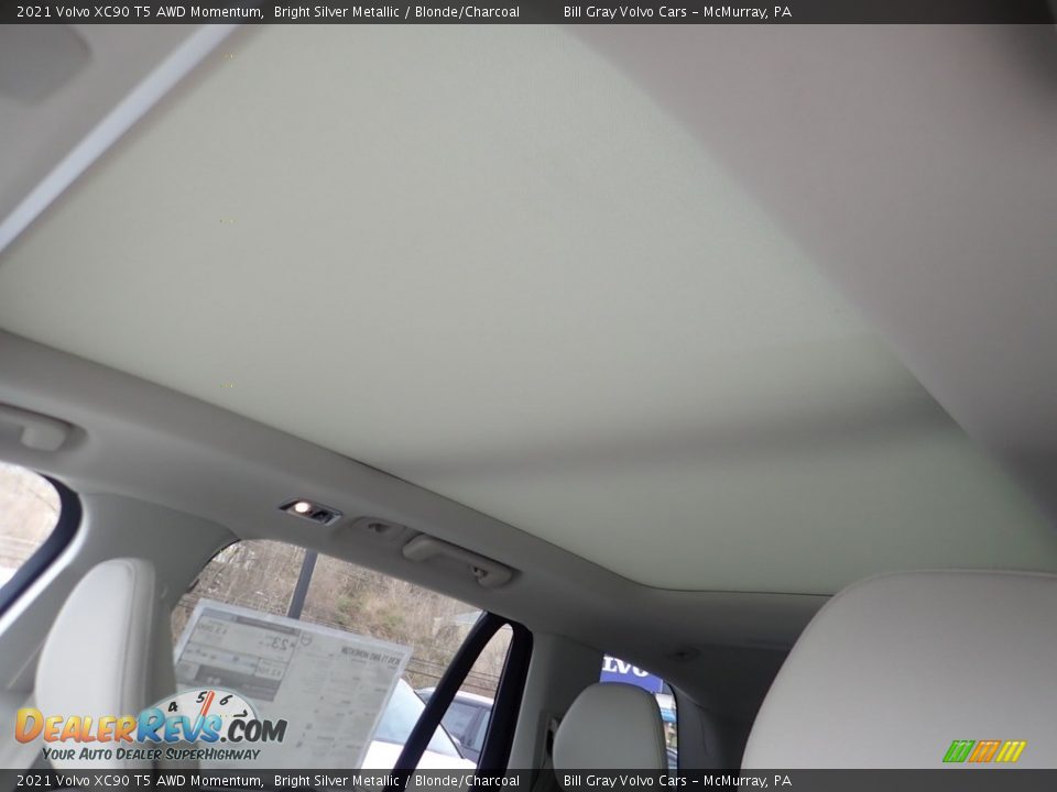 2021 Volvo XC90 T5 AWD Momentum Bright Silver Metallic / Blonde/Charcoal Photo #13