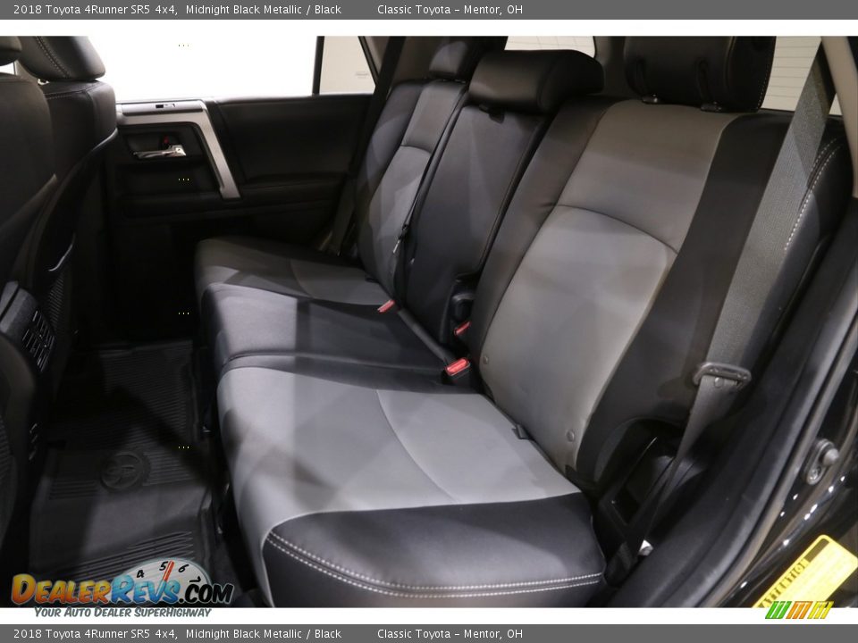2018 Toyota 4Runner SR5 4x4 Midnight Black Metallic / Black Photo #20