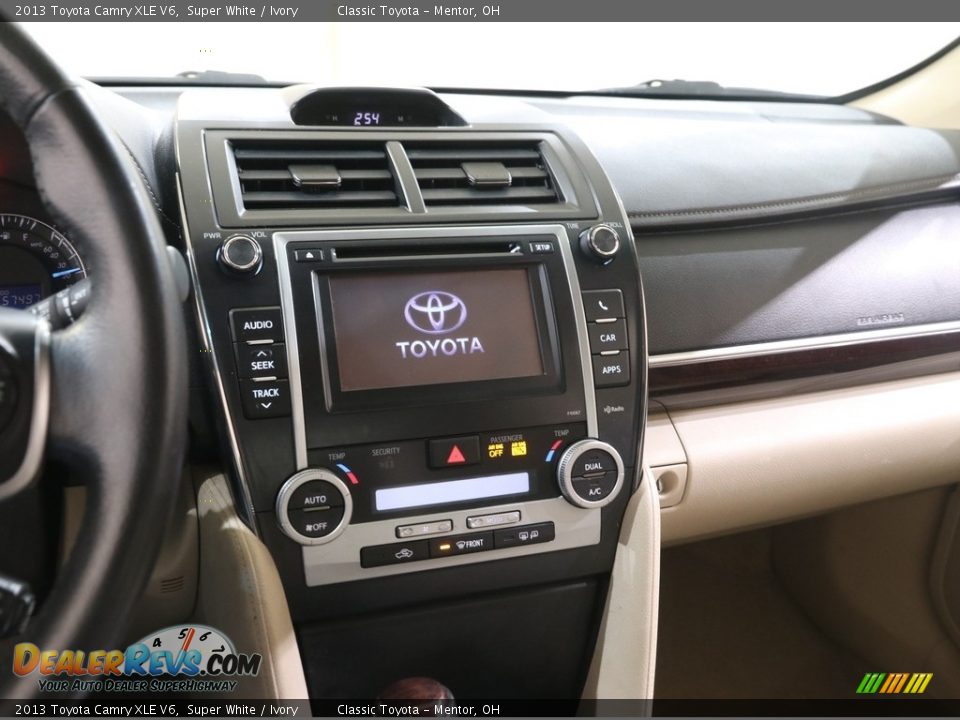 2013 Toyota Camry XLE V6 Super White / Ivory Photo #9
