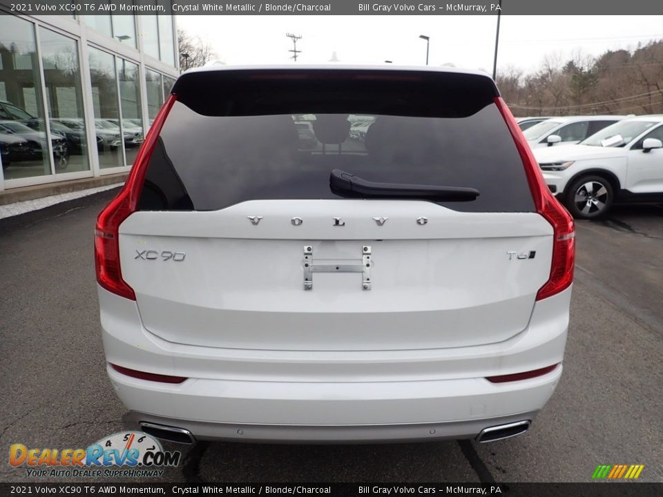 2021 Volvo XC90 T6 AWD Momentum Crystal White Metallic / Blonde/Charcoal Photo #3