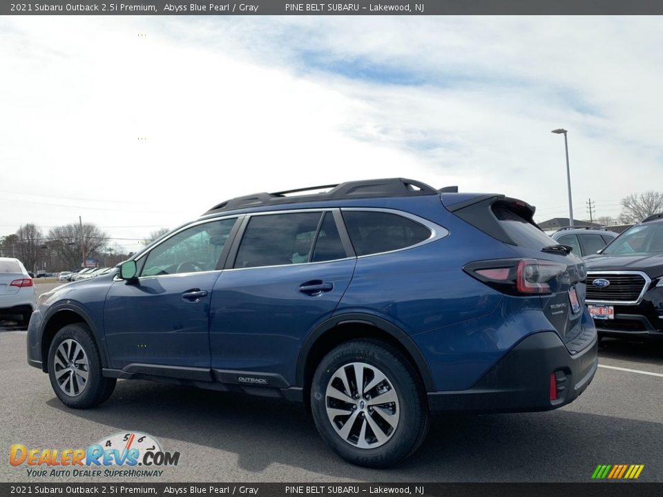 2021 Subaru Outback 2.5i Premium Abyss Blue Pearl / Gray Photo #6