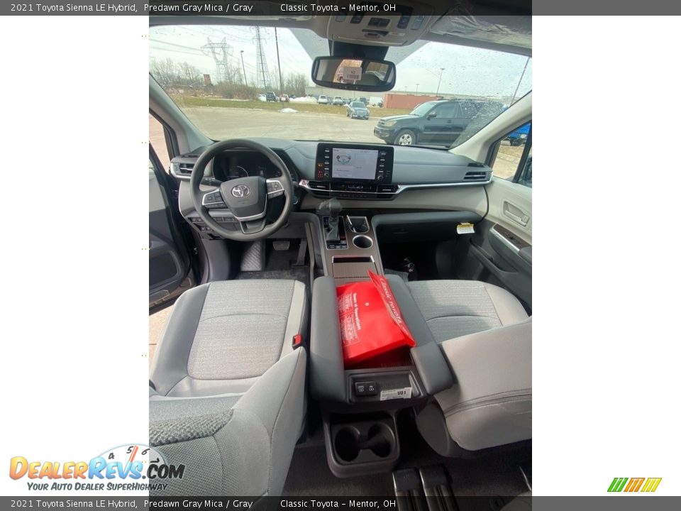 2021 Toyota Sienna LE Hybrid Predawn Gray Mica / Gray Photo #4