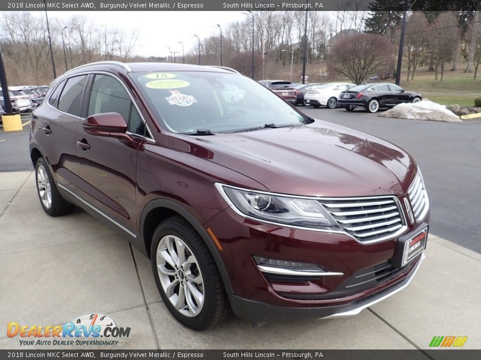 Front 3/4 View of 2018 Lincoln MKC Select AWD Photo #8