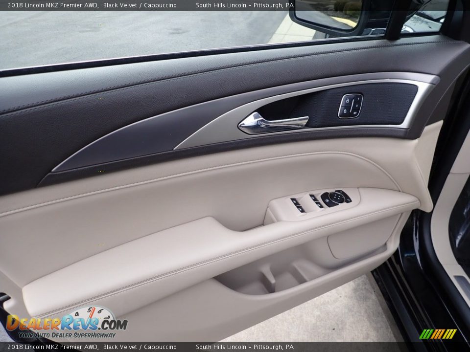 Door Panel of 2018 Lincoln MKZ Premier AWD Photo #19