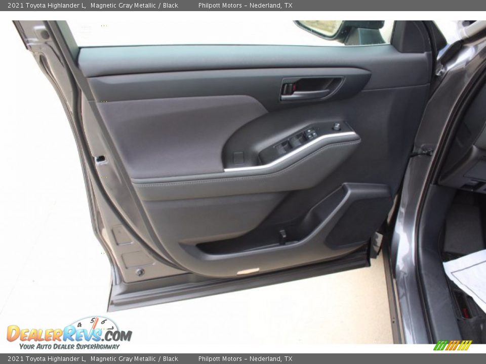 2021 Toyota Highlander L Magnetic Gray Metallic / Black Photo #9