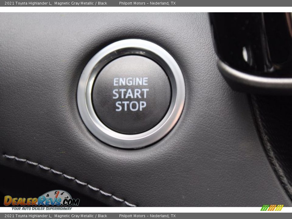 2021 Toyota Highlander L Magnetic Gray Metallic / Black Photo #17