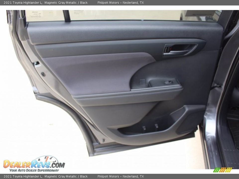 2021 Toyota Highlander L Magnetic Gray Metallic / Black Photo #19