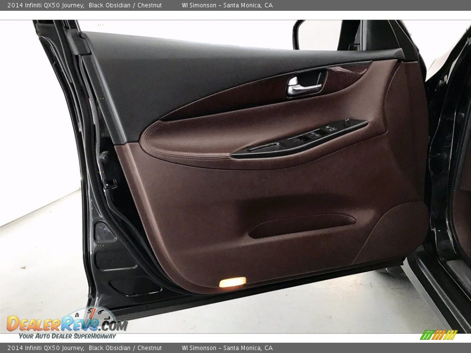 Door Panel of 2014 Infiniti QX50 Journey Photo #26