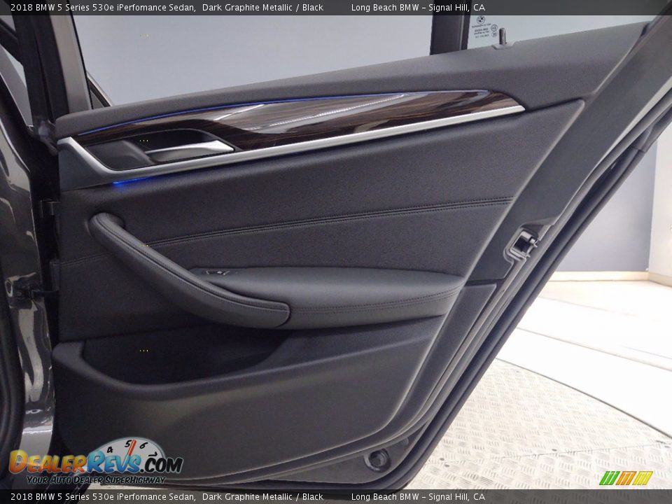 2018 BMW 5 Series 530e iPerfomance Sedan Dark Graphite Metallic / Black Photo #36