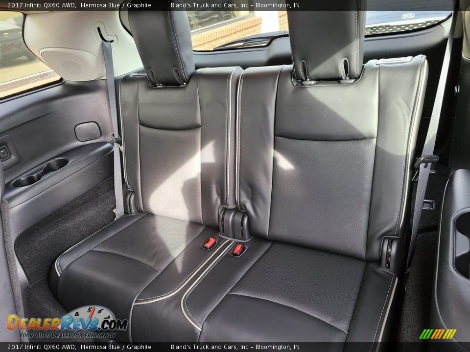 Rear Seat of 2017 Infiniti QX60 AWD Photo #35