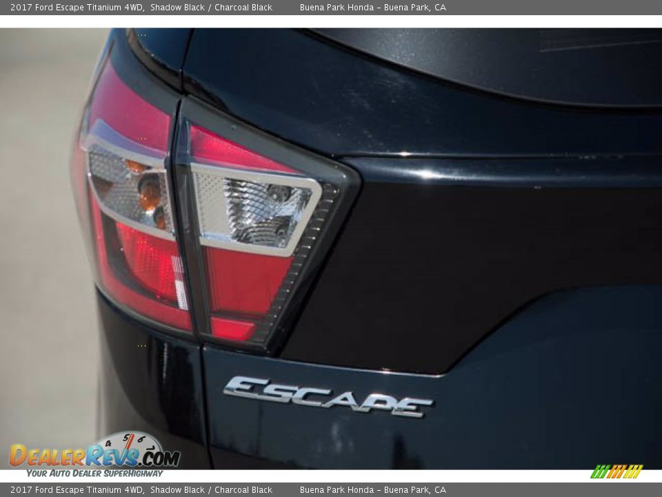 2017 Ford Escape Titanium 4WD Shadow Black / Charcoal Black Photo #10