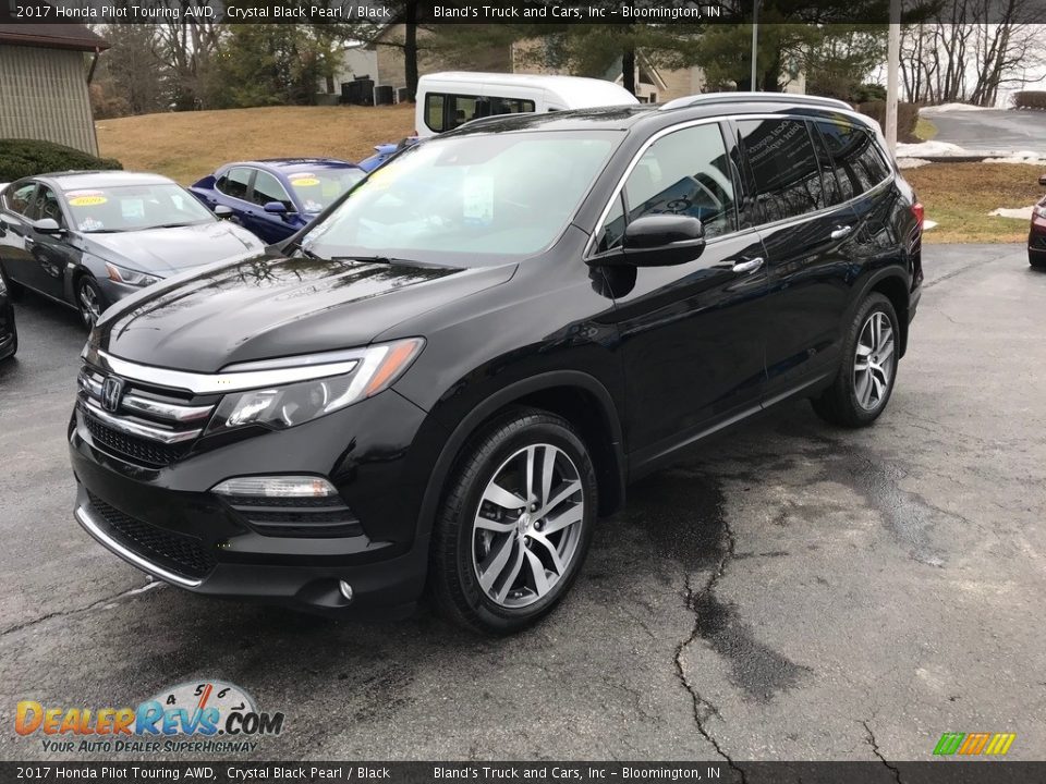 2017 Honda Pilot Touring AWD Crystal Black Pearl / Black Photo #2