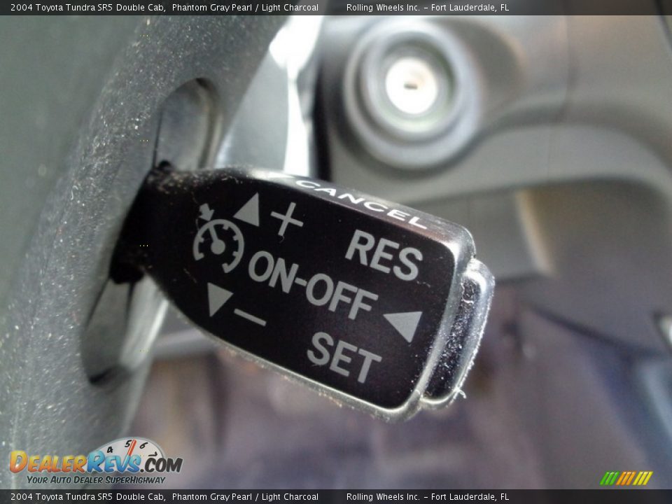 2004 Toyota Tundra SR5 Double Cab Phantom Gray Pearl / Light Charcoal Photo #16