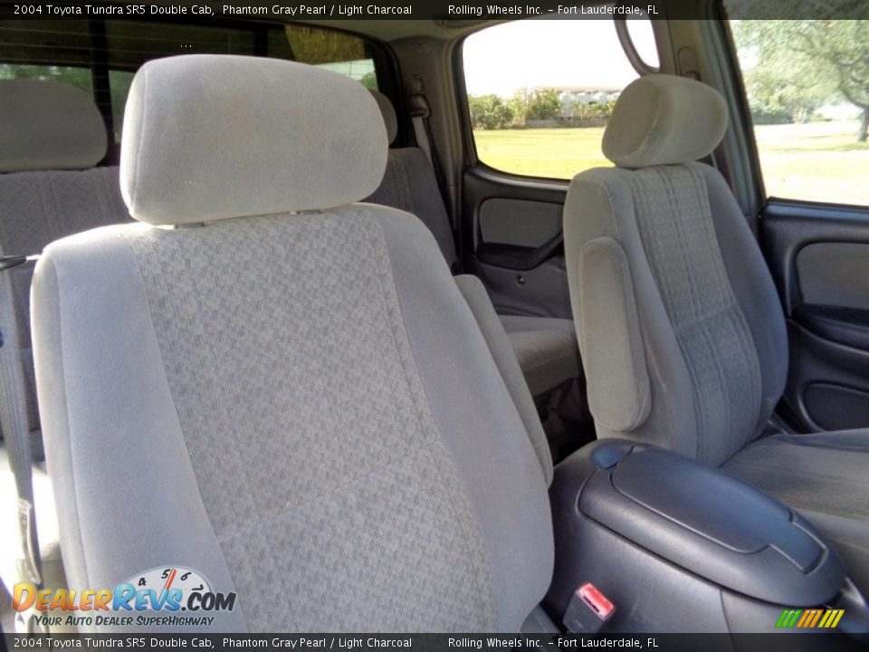 2004 Toyota Tundra SR5 Double Cab Phantom Gray Pearl / Light Charcoal Photo #29