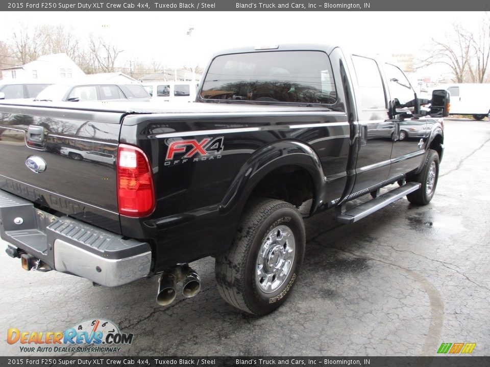 2015 Ford F250 Super Duty XLT Crew Cab 4x4 Tuxedo Black / Steel Photo #4