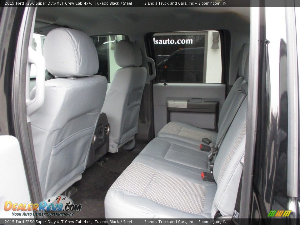 2015 Ford F250 Super Duty XLT Crew Cab 4x4 Tuxedo Black / Steel Photo #8