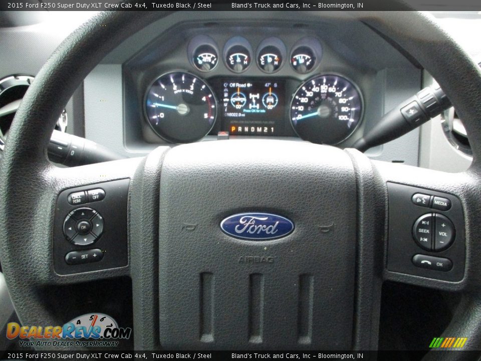 2015 Ford F250 Super Duty XLT Crew Cab 4x4 Tuxedo Black / Steel Photo #13