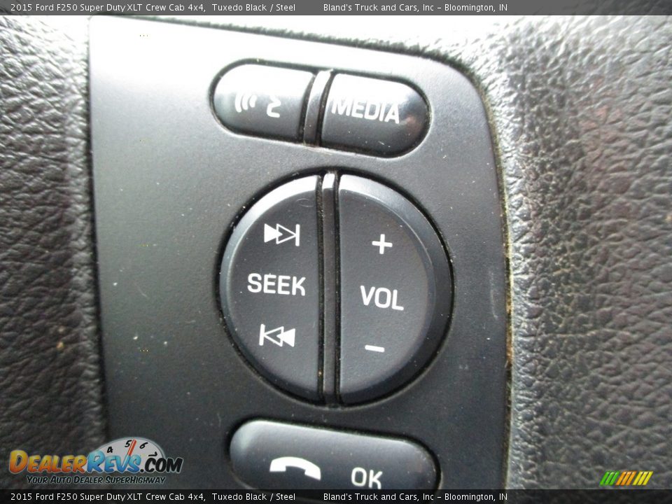 2015 Ford F250 Super Duty XLT Crew Cab 4x4 Tuxedo Black / Steel Photo #17