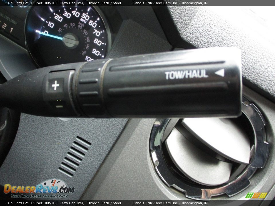 2015 Ford F250 Super Duty XLT Crew Cab 4x4 Tuxedo Black / Steel Photo #18