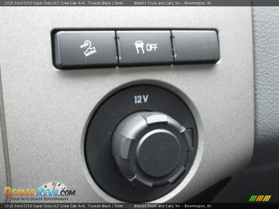 2015 Ford F250 Super Duty XLT Crew Cab 4x4 Tuxedo Black / Steel Photo #25
