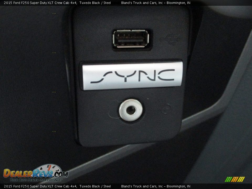 2015 Ford F250 Super Duty XLT Crew Cab 4x4 Tuxedo Black / Steel Photo #26