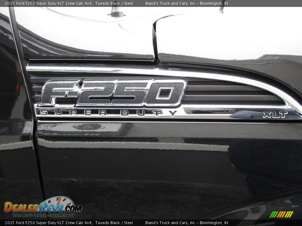 2015 Ford F250 Super Duty XLT Crew Cab 4x4 Tuxedo Black / Steel Photo #28