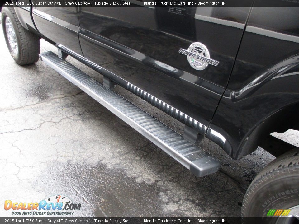 2015 Ford F250 Super Duty XLT Crew Cab 4x4 Tuxedo Black / Steel Photo #30
