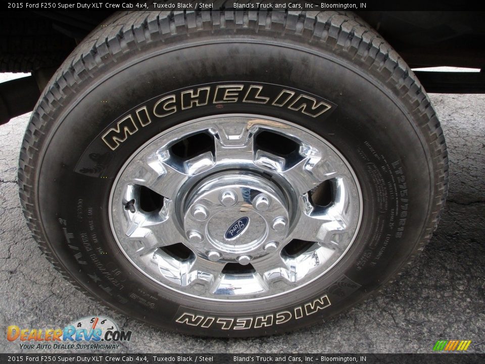 2015 Ford F250 Super Duty XLT Crew Cab 4x4 Tuxedo Black / Steel Photo #31
