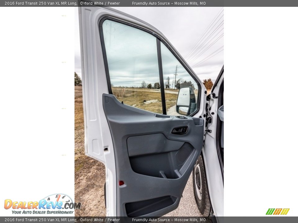 2016 Ford Transit 250 Van XL MR Long Oxford White / Pewter Photo #20