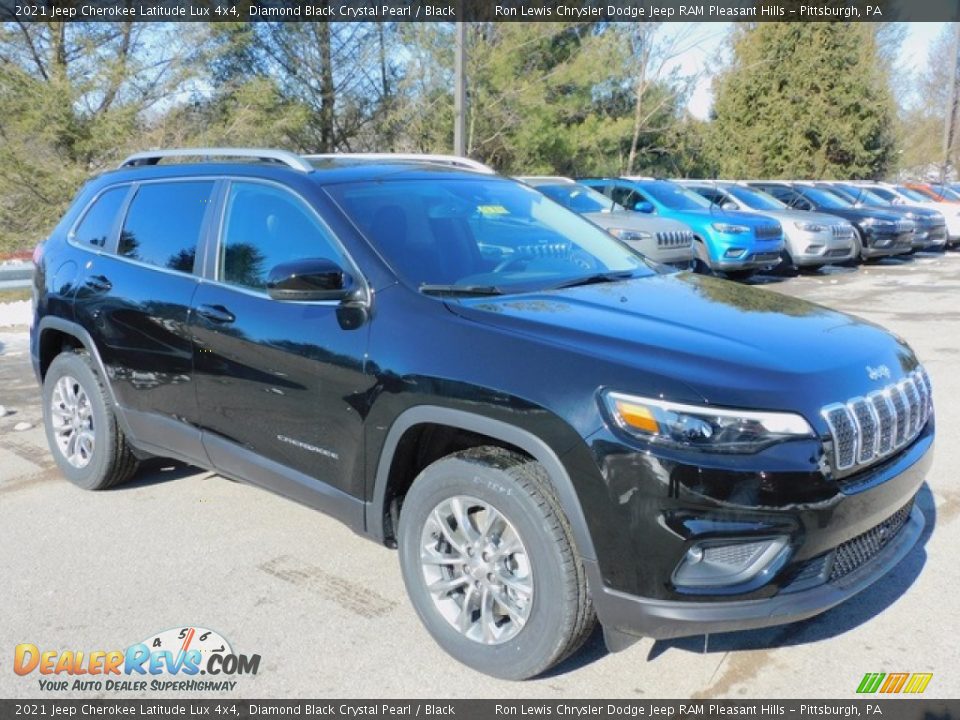 Front 3/4 View of 2021 Jeep Cherokee Latitude Lux 4x4 Photo #3