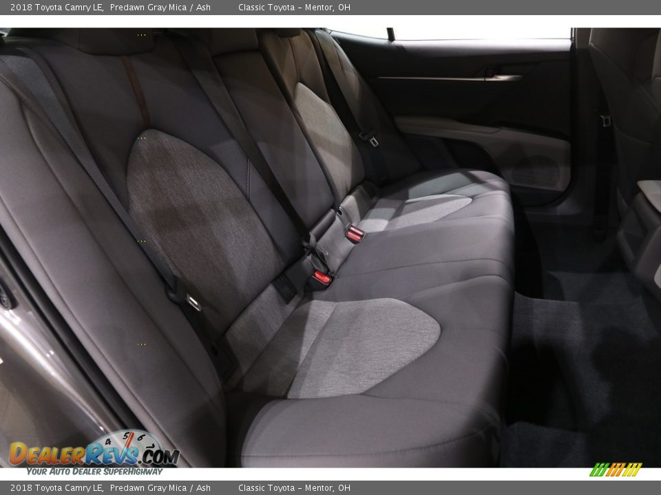 2018 Toyota Camry LE Predawn Gray Mica / Ash Photo #17