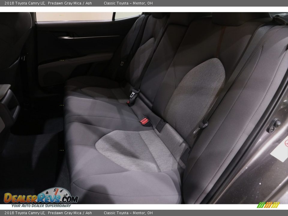 2018 Toyota Camry LE Predawn Gray Mica / Ash Photo #18