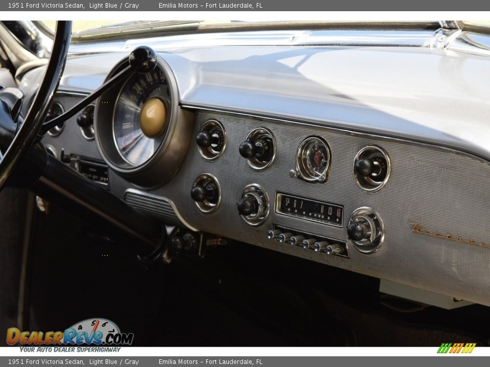 Controls of 1951 Ford Victoria Sedan Photo #53