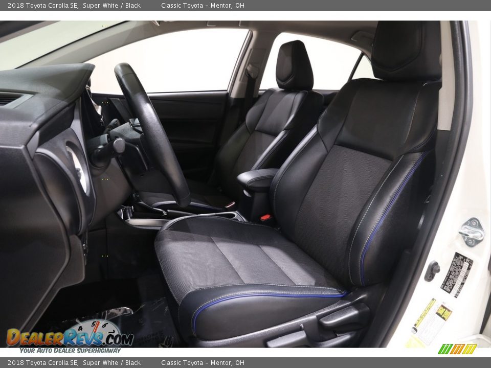 2018 Toyota Corolla SE Super White / Black Photo #5