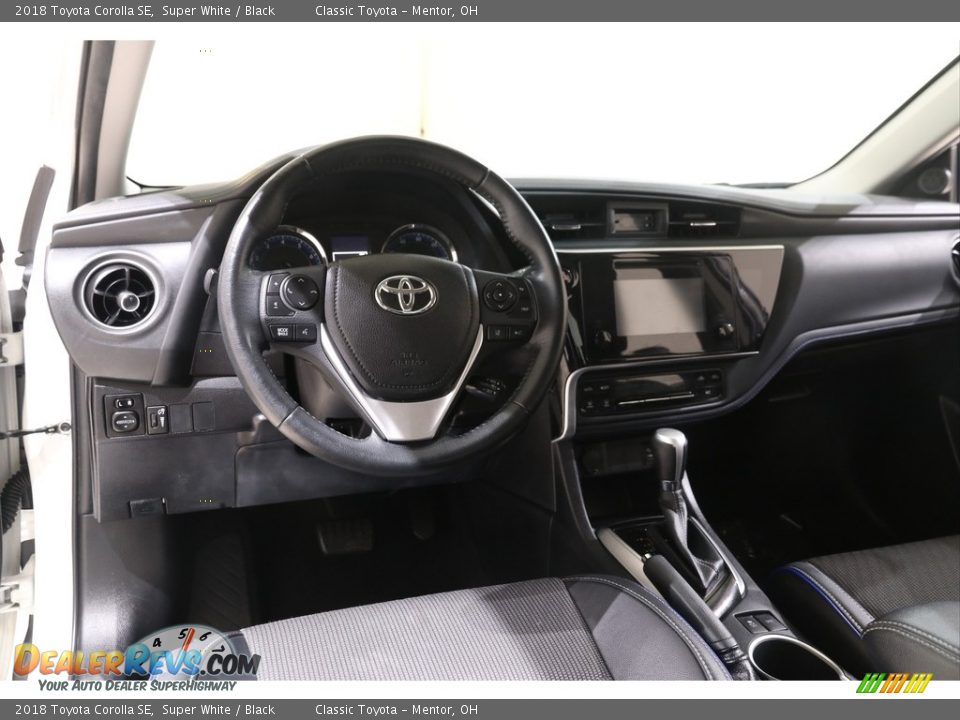 2018 Toyota Corolla SE Super White / Black Photo #6