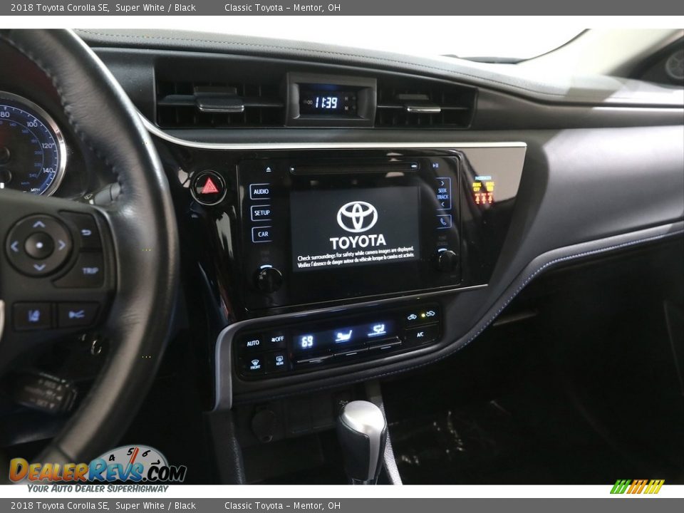2018 Toyota Corolla SE Super White / Black Photo #9