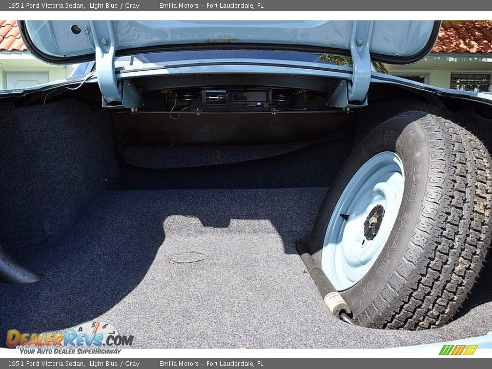 1951 Ford Victoria Sedan Trunk Photo #79