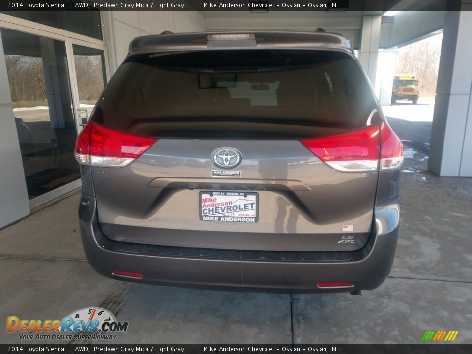 2014 Toyota Sienna LE AWD Predawn Gray Mica / Light Gray Photo #5