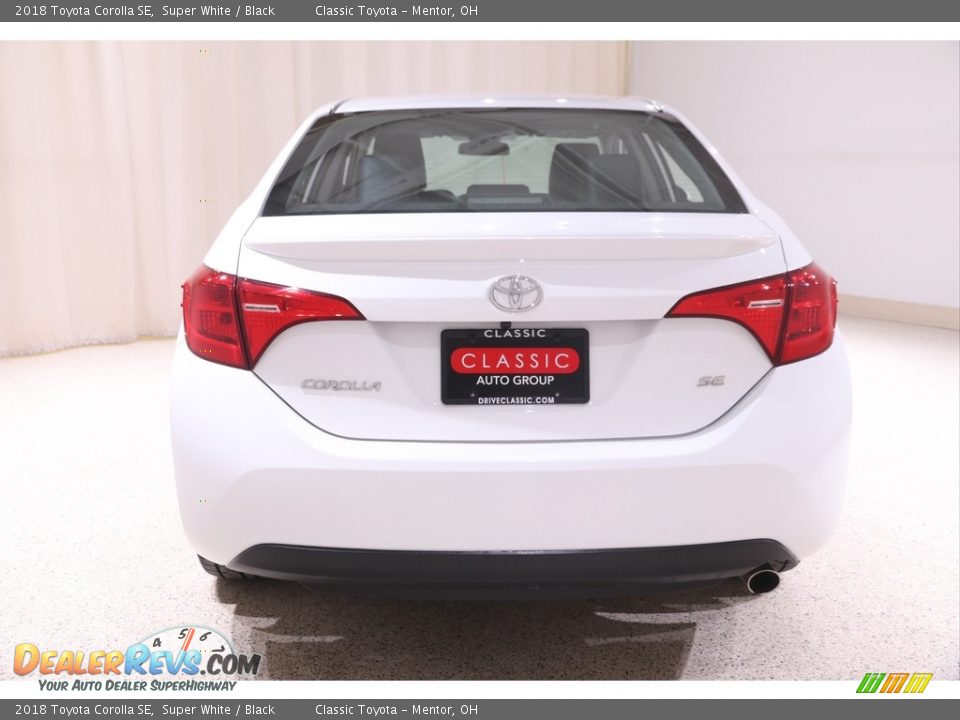 2018 Toyota Corolla SE Super White / Black Photo #19
