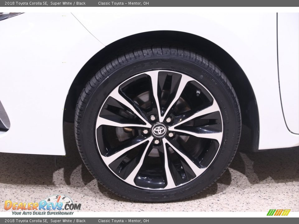 2018 Toyota Corolla SE Super White / Black Photo #21