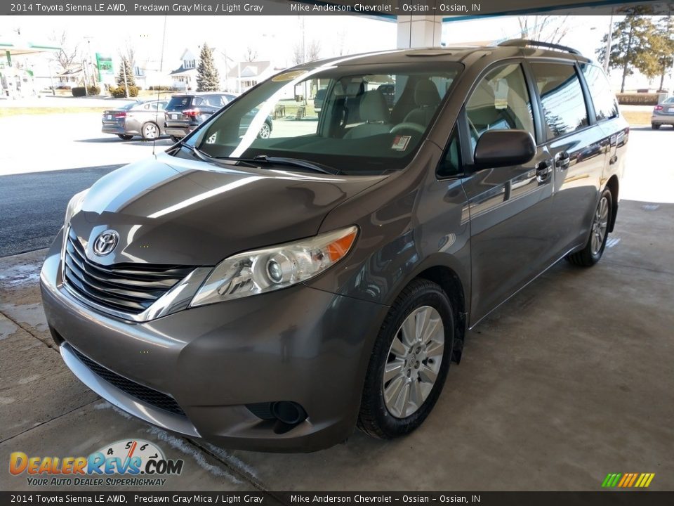 2014 Toyota Sienna LE AWD Predawn Gray Mica / Light Gray Photo #8