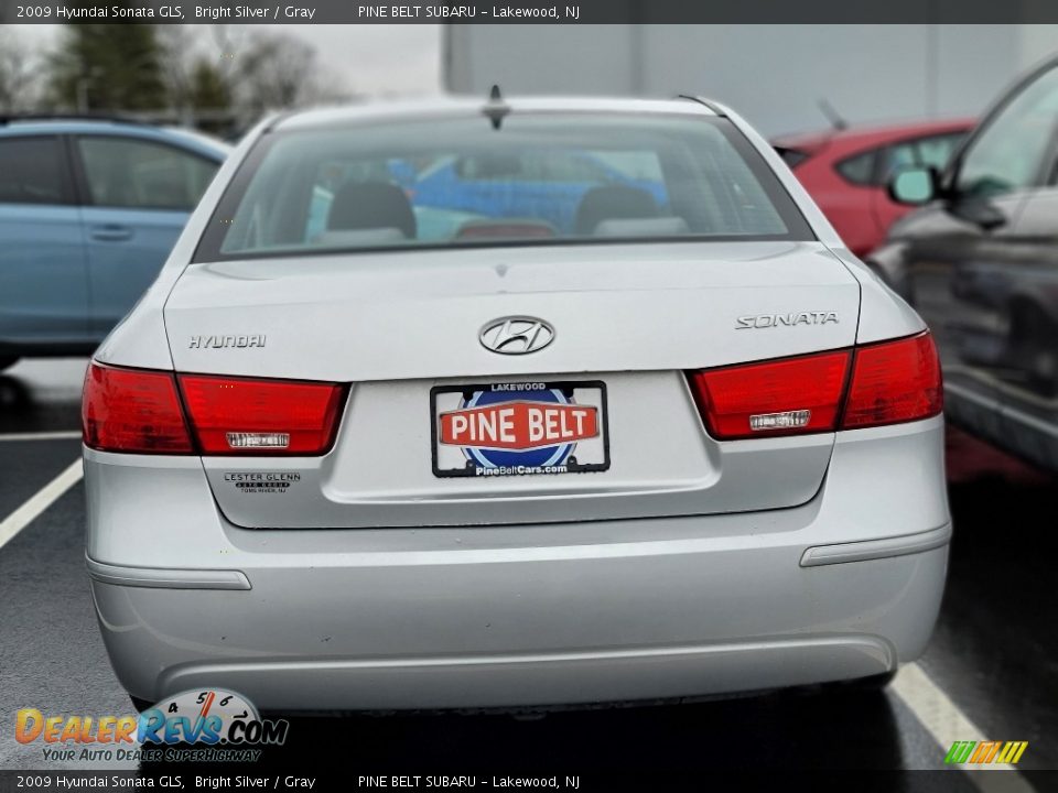 2009 Hyundai Sonata GLS Bright Silver / Gray Photo #2