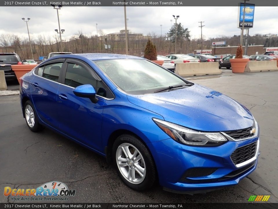 2017 Chevrolet Cruze LT Kinetic Blue Metallic / Jet Black Photo #11